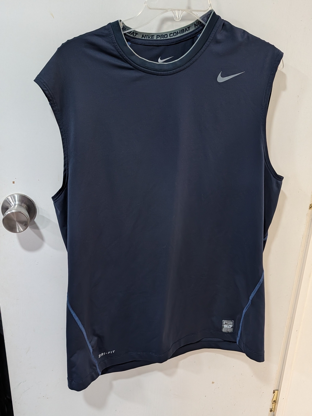 Nike Men’s Dri-FIT Sleeveless Training Shirt - Navy